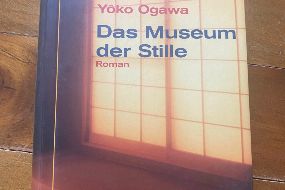 Das Museum der Stille von Yoko Ogawa: Buchcover