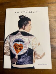 Ich fühls nicht von Liv Strömquist Rezi auf dunkelrot.de