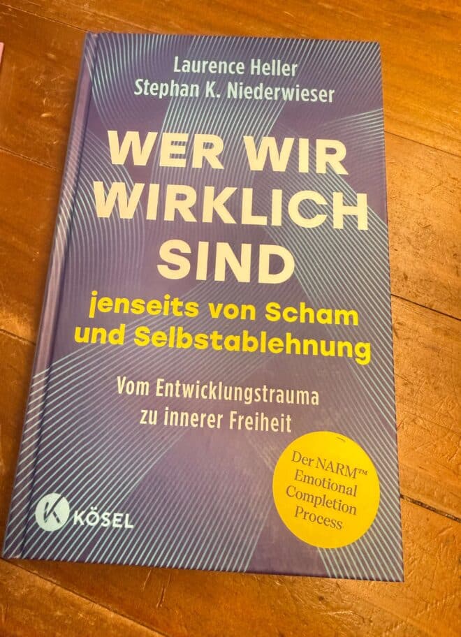 Wer wir wirklich sind von Laurence Heller und Stephan K. Niederwieser Rezi auf dunkelrot.de