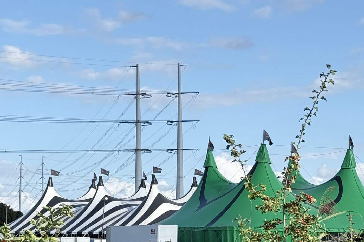 Festivalzelte von Huntenpop 2026 in der niederländischen Achterhoek