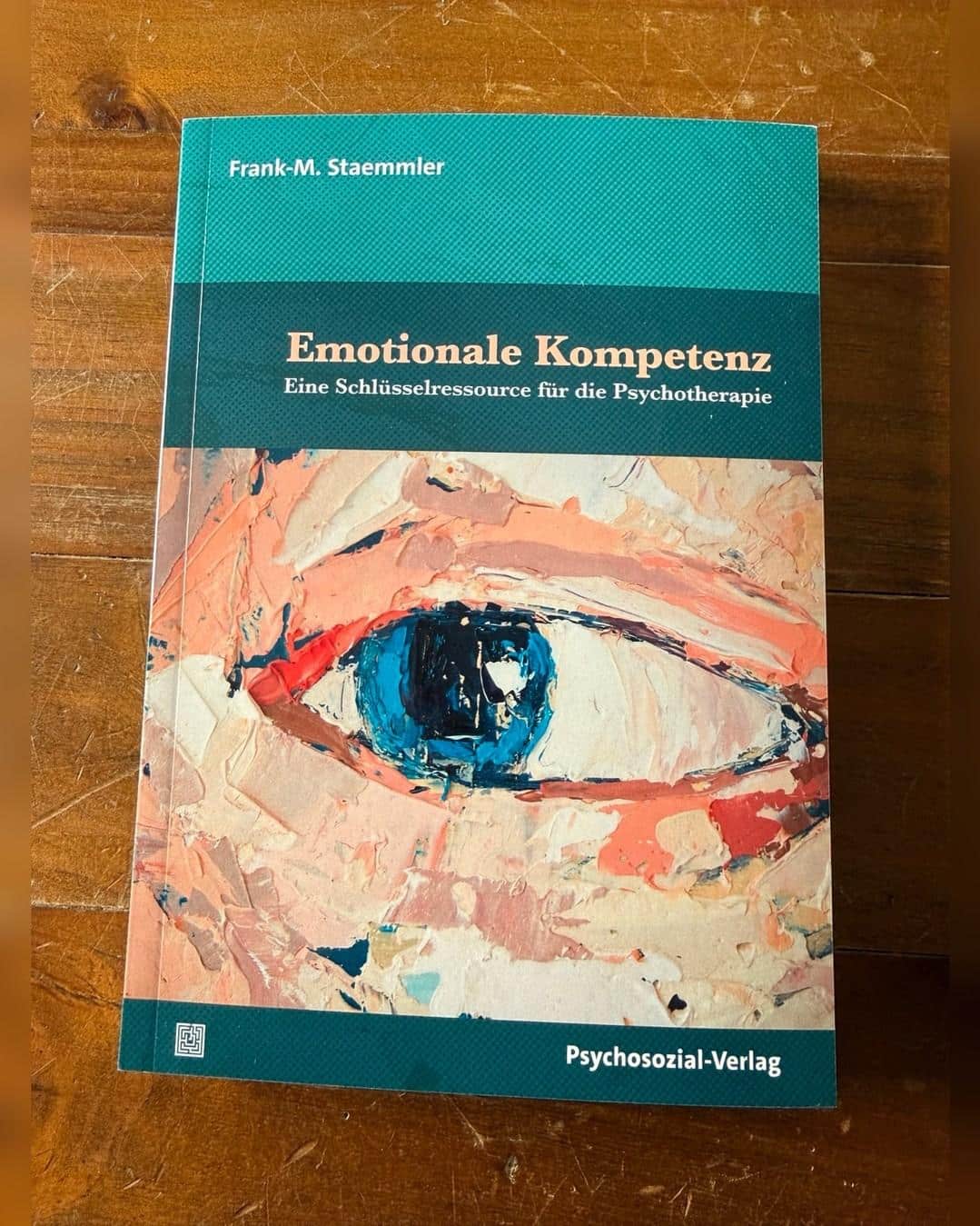 Emotionale Kompetenz Rezension: Cover des Fachbuchs von Frank-M. Staemmler